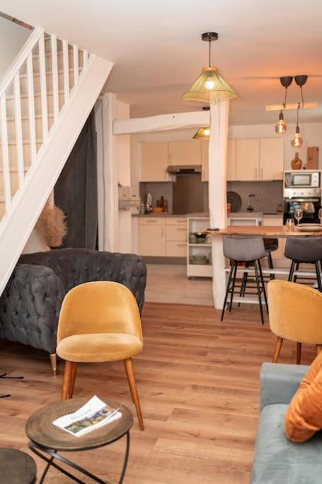 Le Royal Billy Apartment Dreux Exterior photo